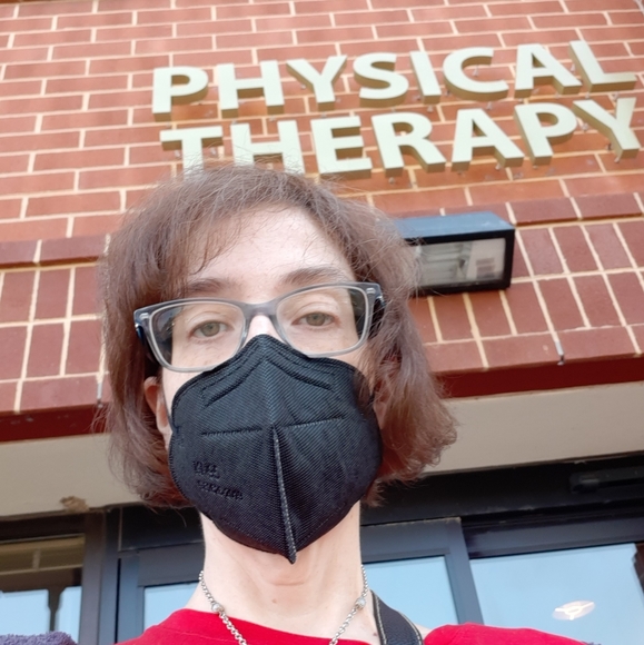 Meet your Posher, Robin - Picture 2 of 4